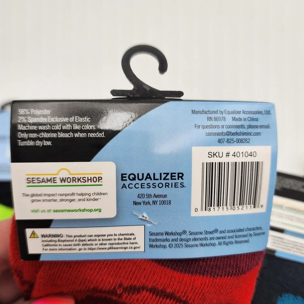 Sesame Street Elmo & Friends Crew Socks Sock‎ Size 9-13 Novelty  LOT of 4 NWT